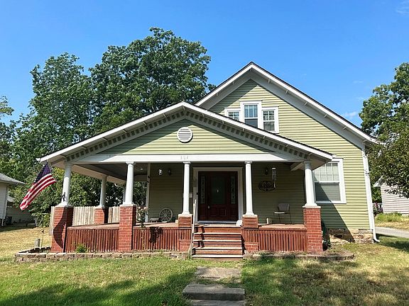 2nd image of 304 N Main St