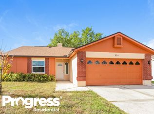 914 Axlewood Cir, Brandon, FL 33511