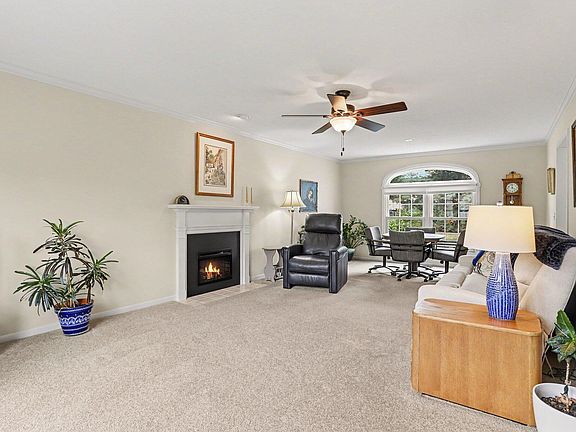 4th image of 7509 Saint George Cir