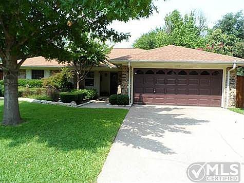1st image of 2417 Meadow Creek Dr