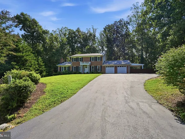 7347 Hunton St, Warrenton, VA 20187