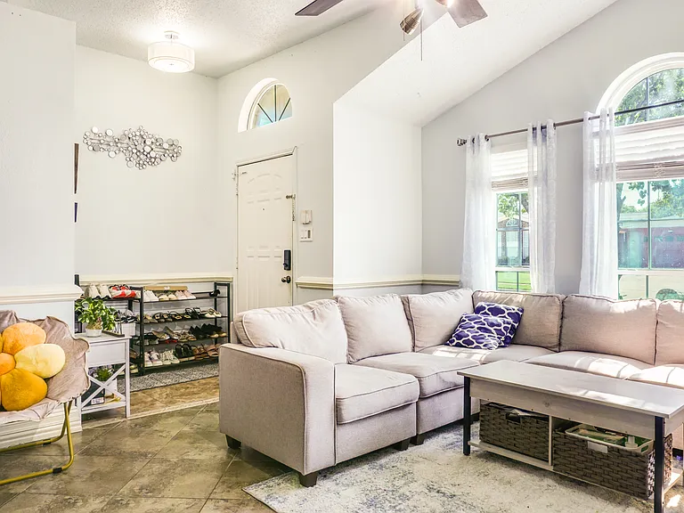 6103 Tidewater Dr — Photo 4