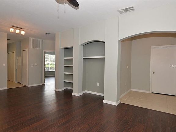 5th image of 132 Vista Verdi 112 Cir