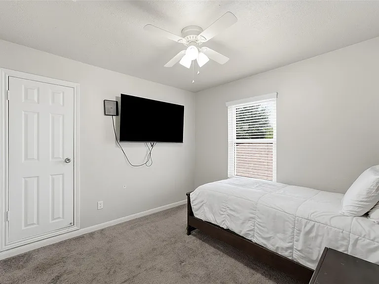 5234 Findlay Dr — Photo 18