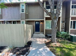 662 E Cobblestone Ln, Midvale, UT 84047