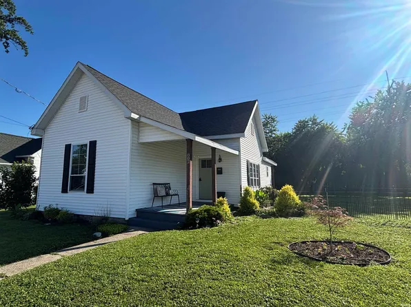 882 Emison Ave, Vincennes, IN 47591