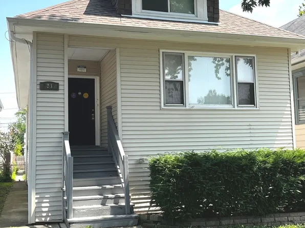 2235 Harvey Ave, Berwyn, IL 60402