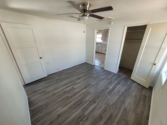 5th image of 221 S 5th Ave