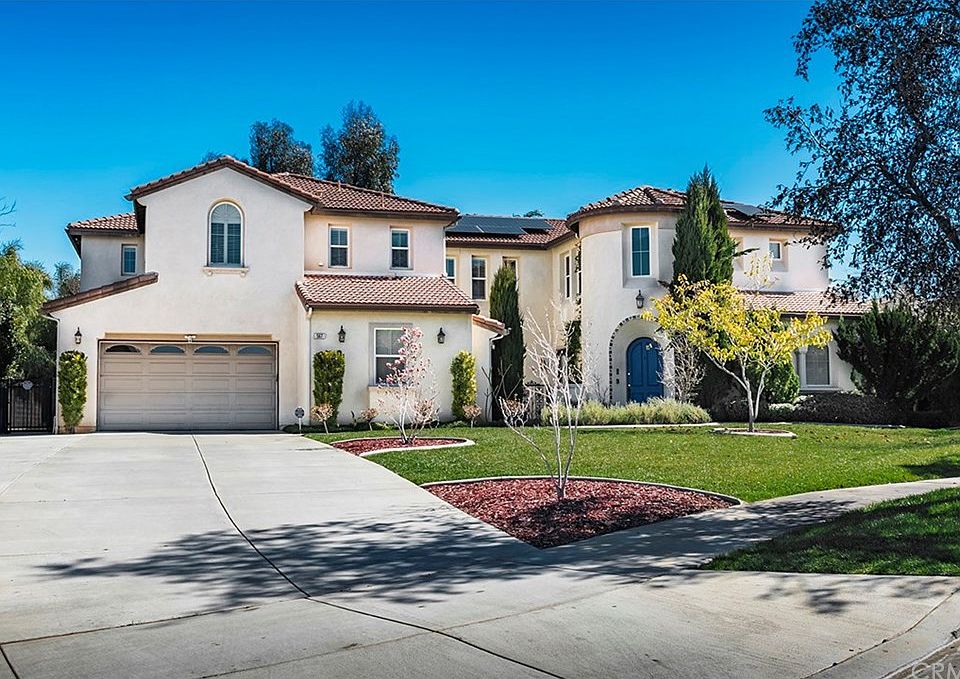2nd image of 567 Shadowbrook Ct