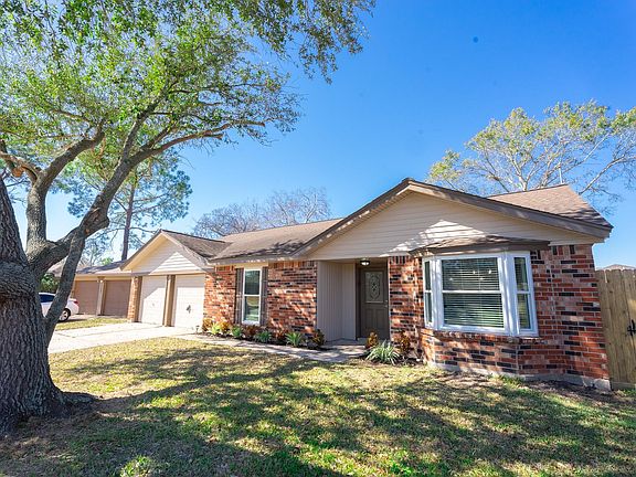 3rd image of 17511 Heritage Cove Dr