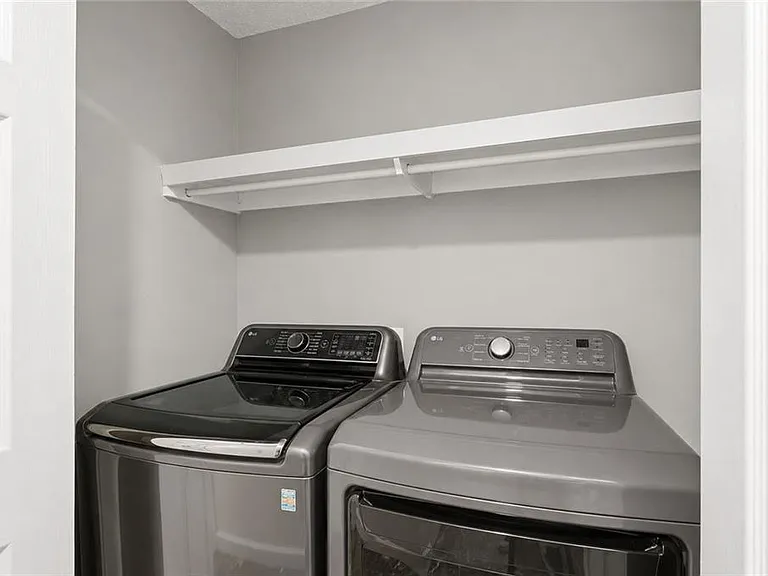 9485 Martin Rd — Photo 30