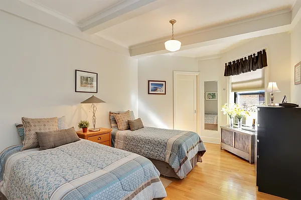 Sold by Corcoran | media 19