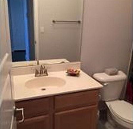 2nd image of 745 NE 193rd St