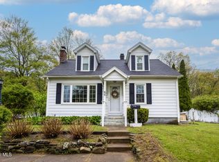 65 Pashley Rd, Glenville, NY 12302