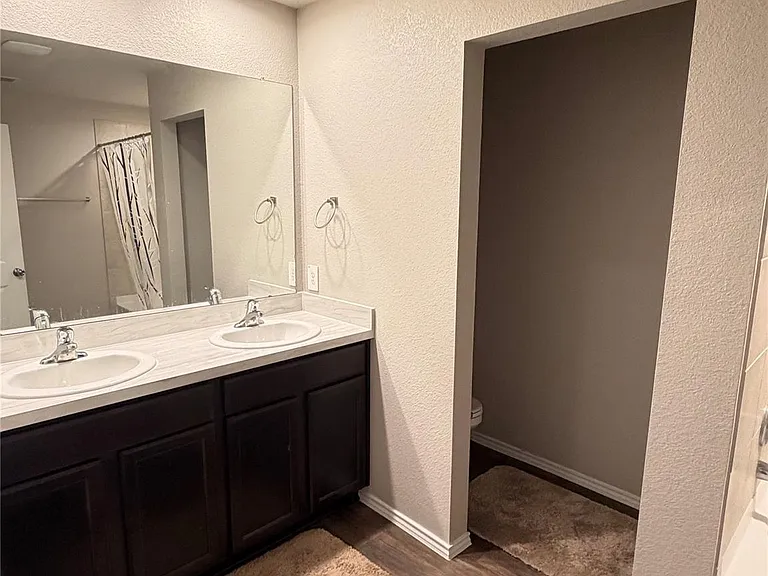 2406 Heeney Park Ln — Photo 9