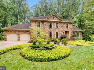 10604 Canterberry Rd, Fairfax Station, VA 22039