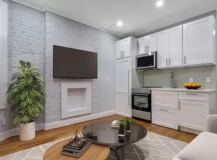 322 E 90th St APT 4A, New York, NY 10128