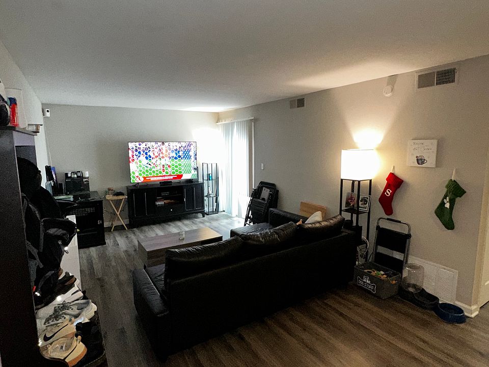 1st image of 1853 Basston Dr