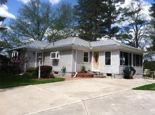 123 New Ludlow Rd, Granby, MA 01033