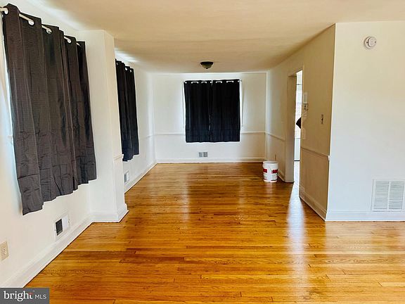 3rd image of 1247 Linkside Dr