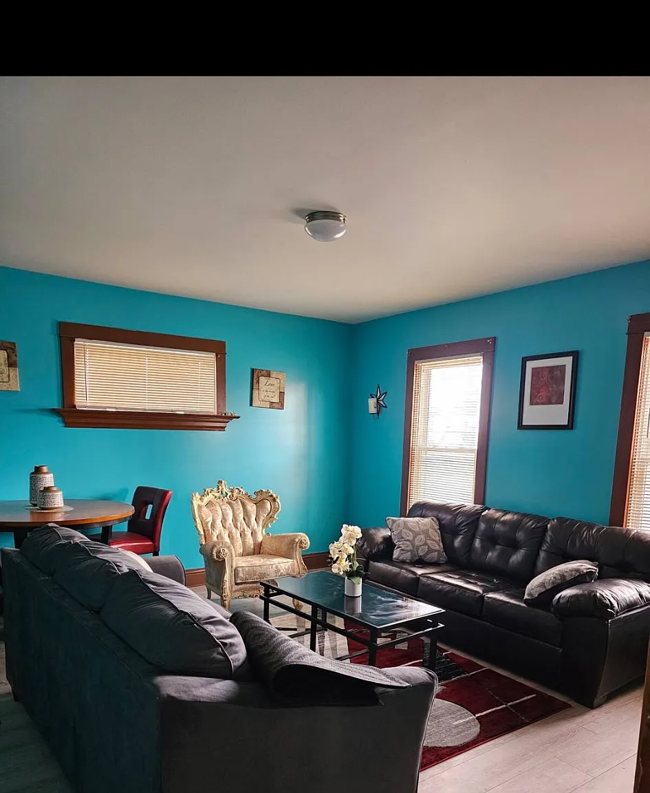 1 bed, 200 sqft, $1,200 — Photo 2