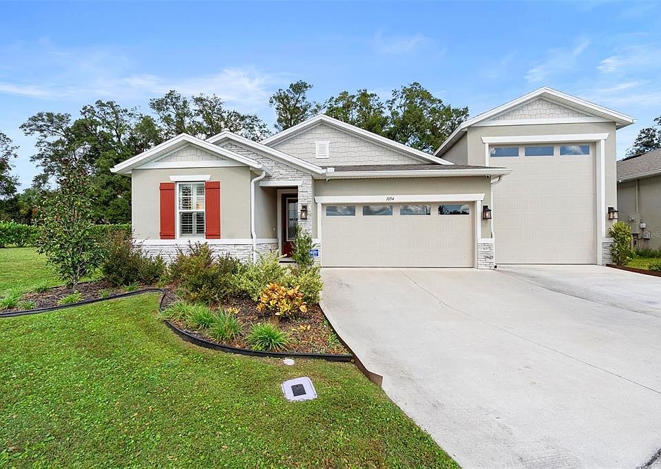 1st image of 1054 RIVER FALLS CIRCLE