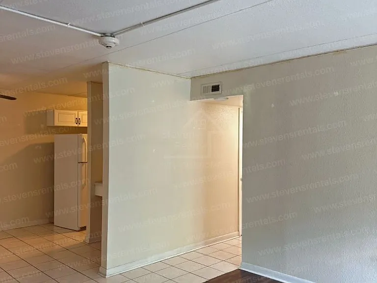 Ridge Terrace Apartments — Photo 64