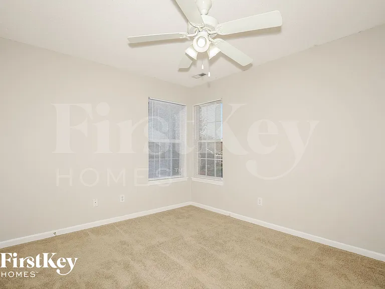 3786 White Cliff Way — Photo 16