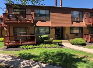 21 Richard Ct, Pomona, NY 10970