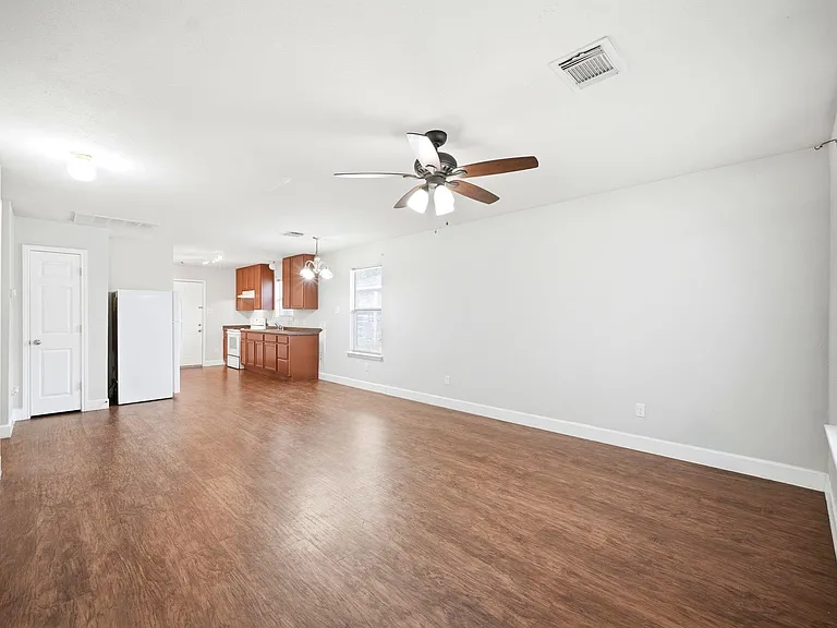 11723 Greenmesa Dr — Photo 9