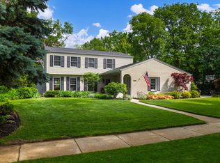 1217 Cheshire Ave, Naperville, IL 60540