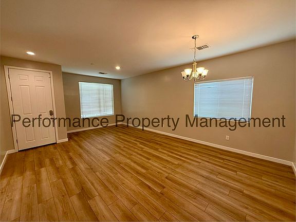 3rd image of 7215 Canyon Creek Dr