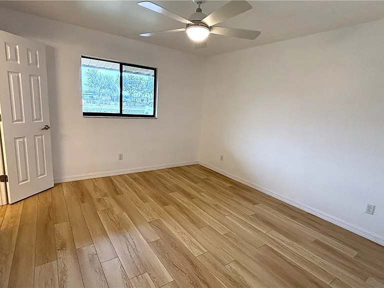 804 Mohawk Pkwy #103 — Photo 12