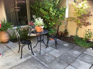 1152 Fairlawn Ct APT 1, Walnut Creek, CA