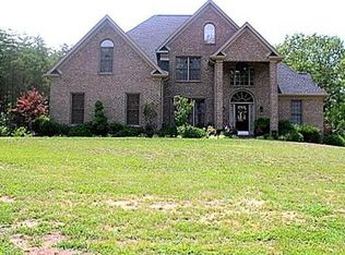 132 Hemlock Dr, Danville, VA 24540
