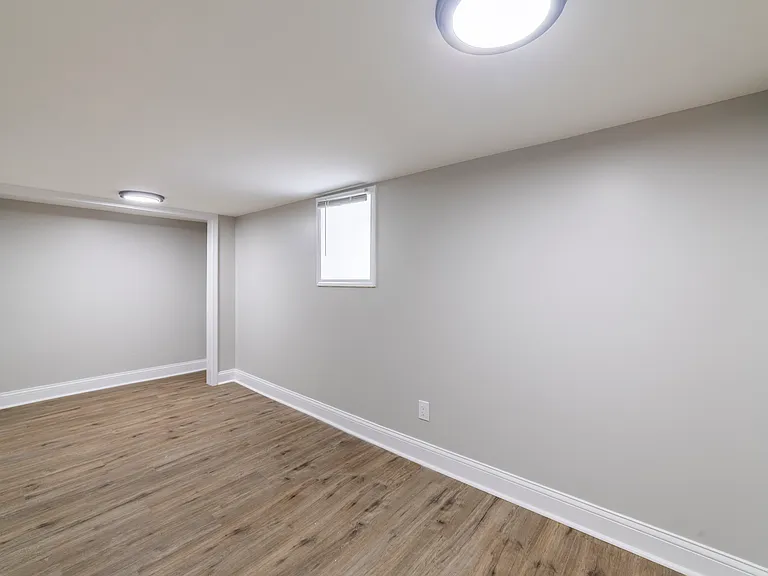 2545 Polk St — Photo 11
