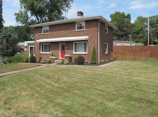 724 Washington Dr, Pittsburgh, PA 15229