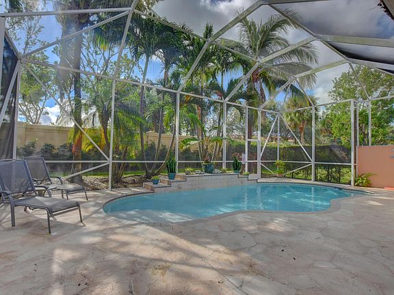 4th image of 7152 Veneto Dr