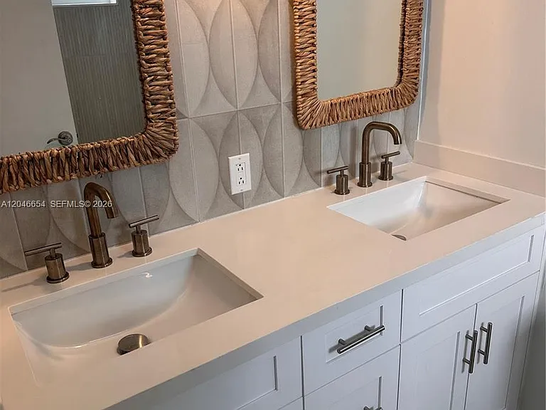 1130 Cotorro Ave #1130 — Photo 19