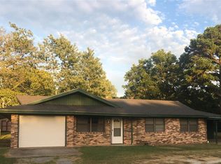 306 S Main St, Ada, OK 74820