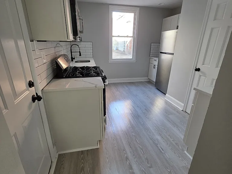 2310 Fleet St — Photo 2