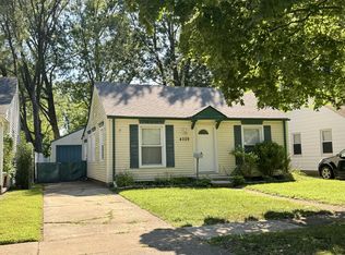 4509 Carnegie St, Wayne, MI 48184