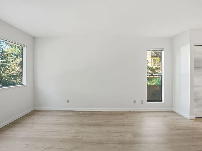 496 W Charleston Rd #103 — Photo 29
