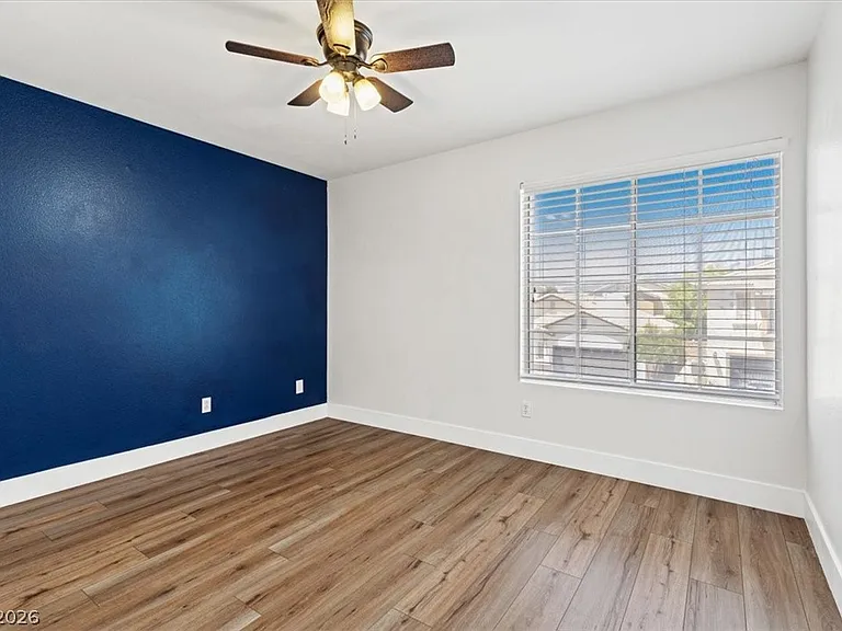 4905 Pounding Surf Ave — Photo 23