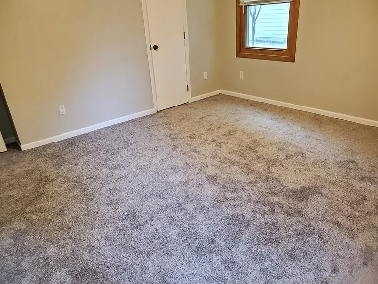 1722 Hawthorne St — Photo 14