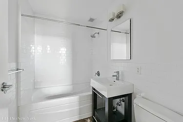 Rented by Living New York