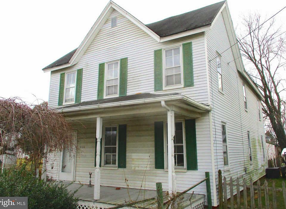 1st image of 420 Railroad Ave