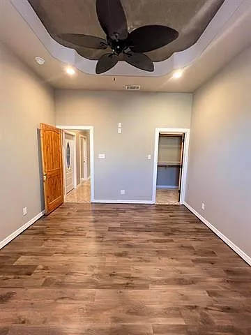 6030 Queens Ct — Photo 16