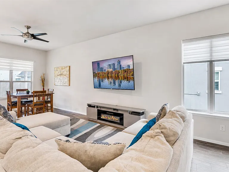 13701 Ronald W Reagan Blvd #34 — Photo 10