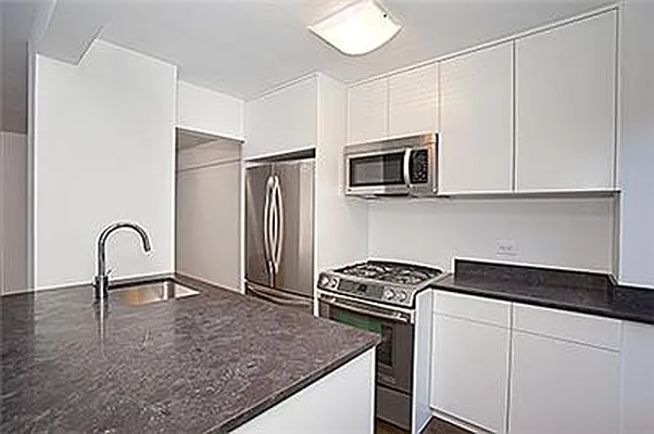 Sold by Fenwick Keats Real Estate | media 13